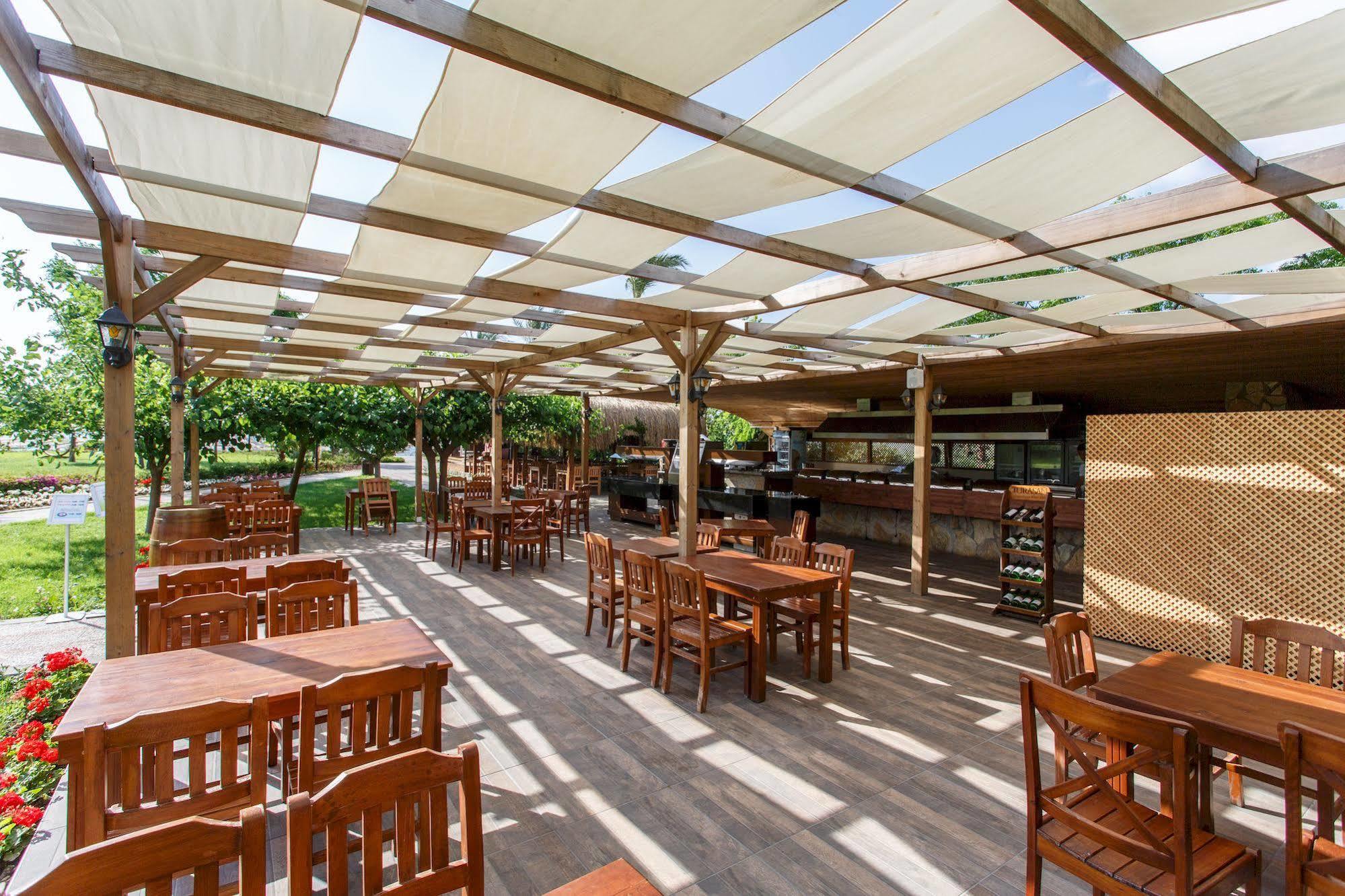 Lucida Beach Hotel Camyuva Exterior photo