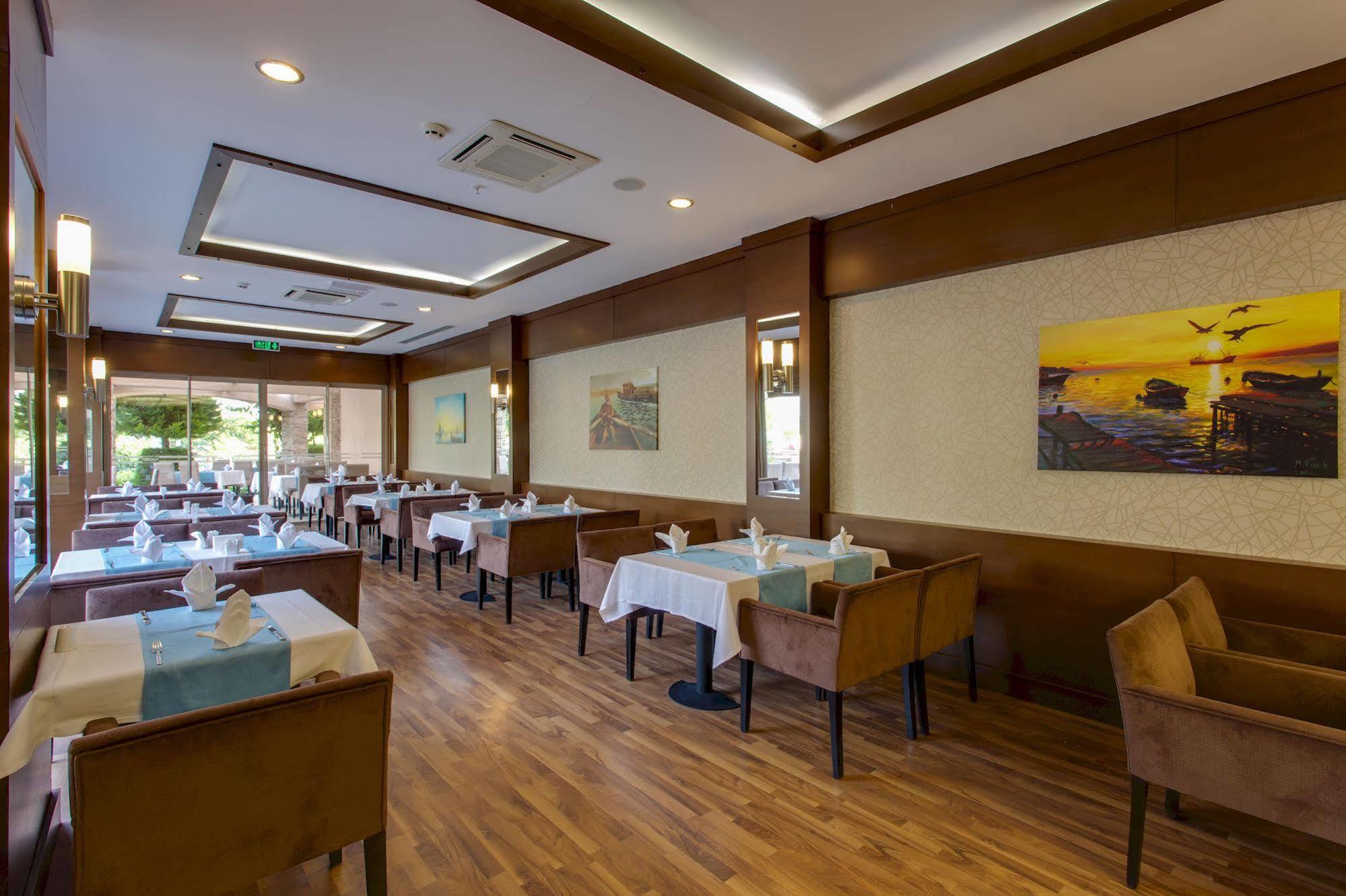 Lucida Beach Hotel Camyuva Exterior photo