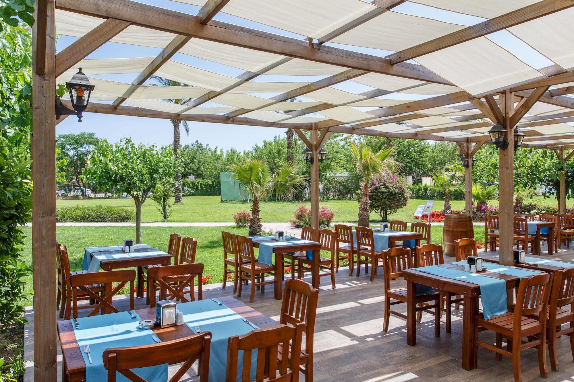 Lucida Beach Hotel Camyuva Exterior photo