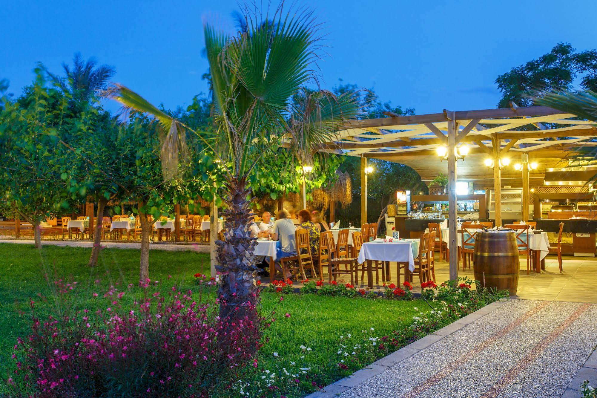 Lucida Beach Hotel Camyuva Exterior photo
